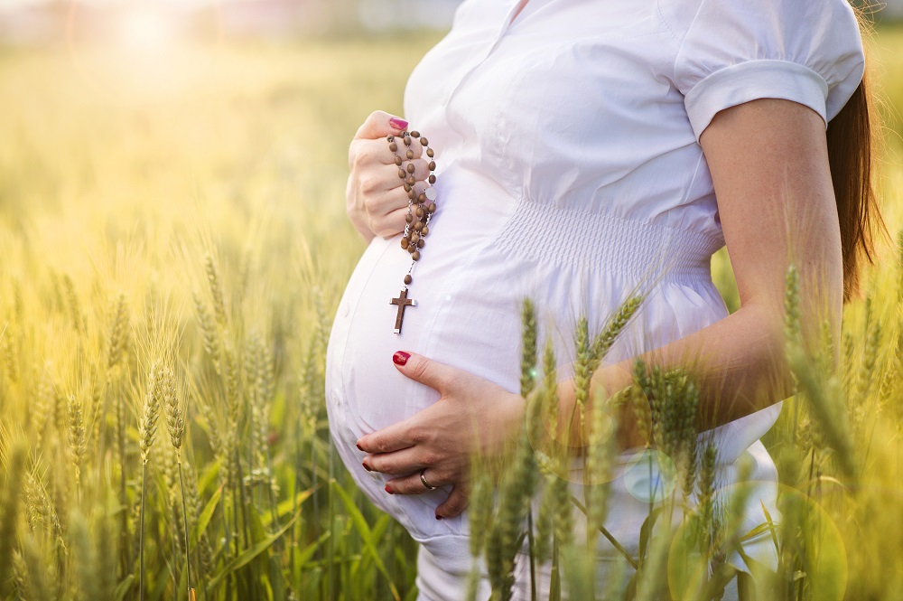 Powerful Prayer For Pregnant Mothers – Find Strength and Protection